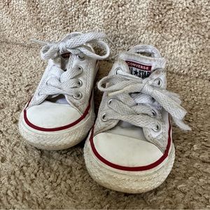 White converse (toddler)